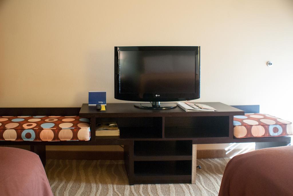 Super 8 By Wyndham Indio Hotel Exterior photo