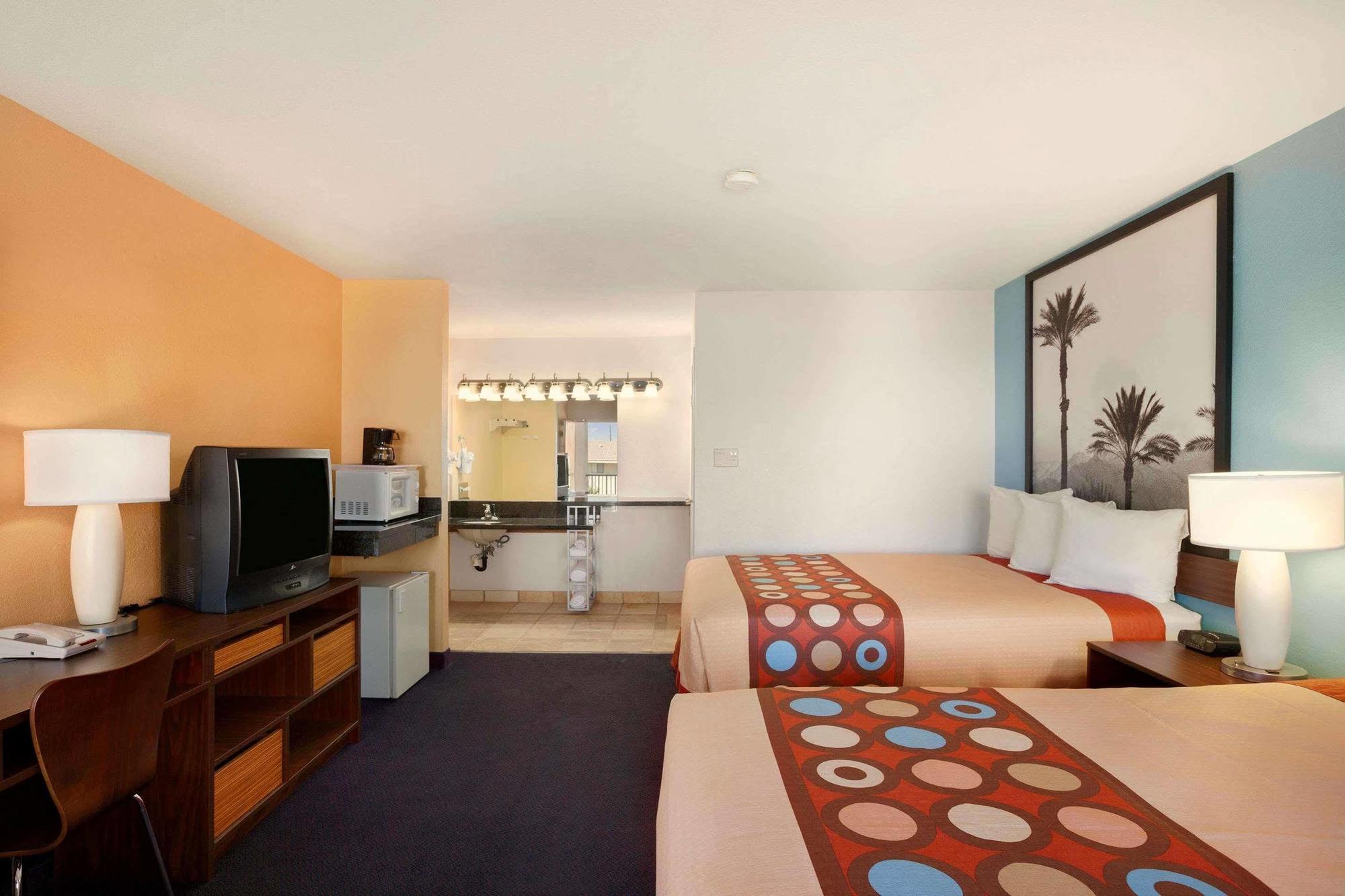 Super 8 By Wyndham Indio Hotel Exterior photo